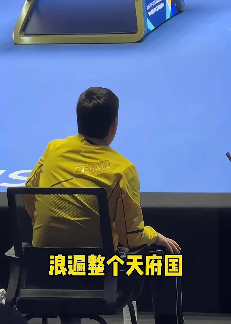 孙颖莎手感滚烫，带领洛杉矶快船鏖战新疆男篮，赛后一句话霸气侧漏的简单介绍